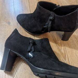 France Mode Suede booties